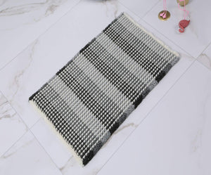 Seloom 20×32 inch Super Absorbent Soft Bath Rug/mat/pad with Non Slip Baking,Perfect for Bathroom, Sink and Shower  (16*24, Black and White)