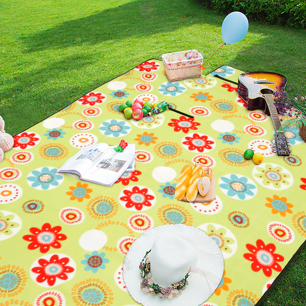 Seloom Picnic & Beach Blanket Mat with Water-Resistant Backing, Padded Flower Mat, 59" x 78.7"